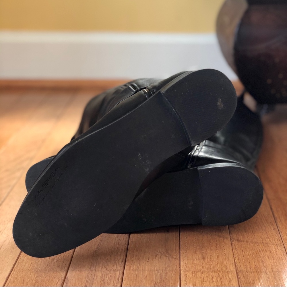 Black Leather Riding Boots - Picture 4 of 4